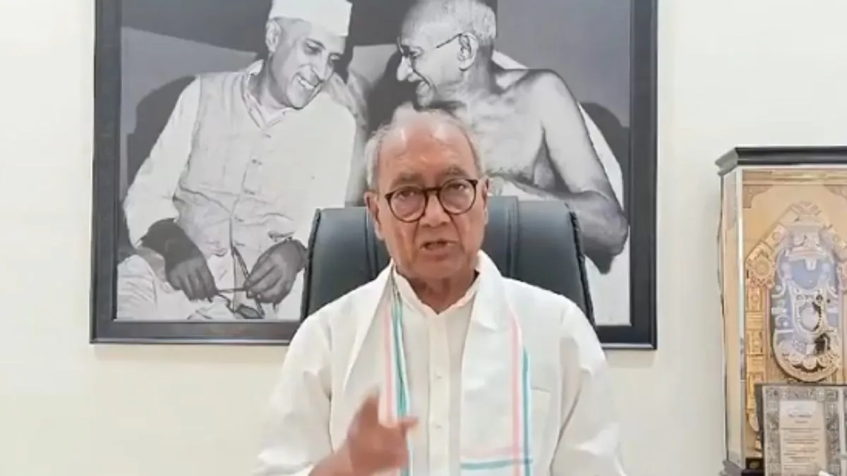 दिग्विजय सिंह बोले- कब्र खोदकर इतिहास का बदला लेने में जुटा है भारत