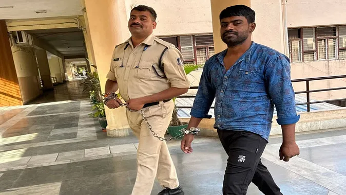 पांच साल की मासूम से दुष्कर्म कर हत्या करने वाले को फांसी की सजा, मां और बहन को चार साल का कारावास