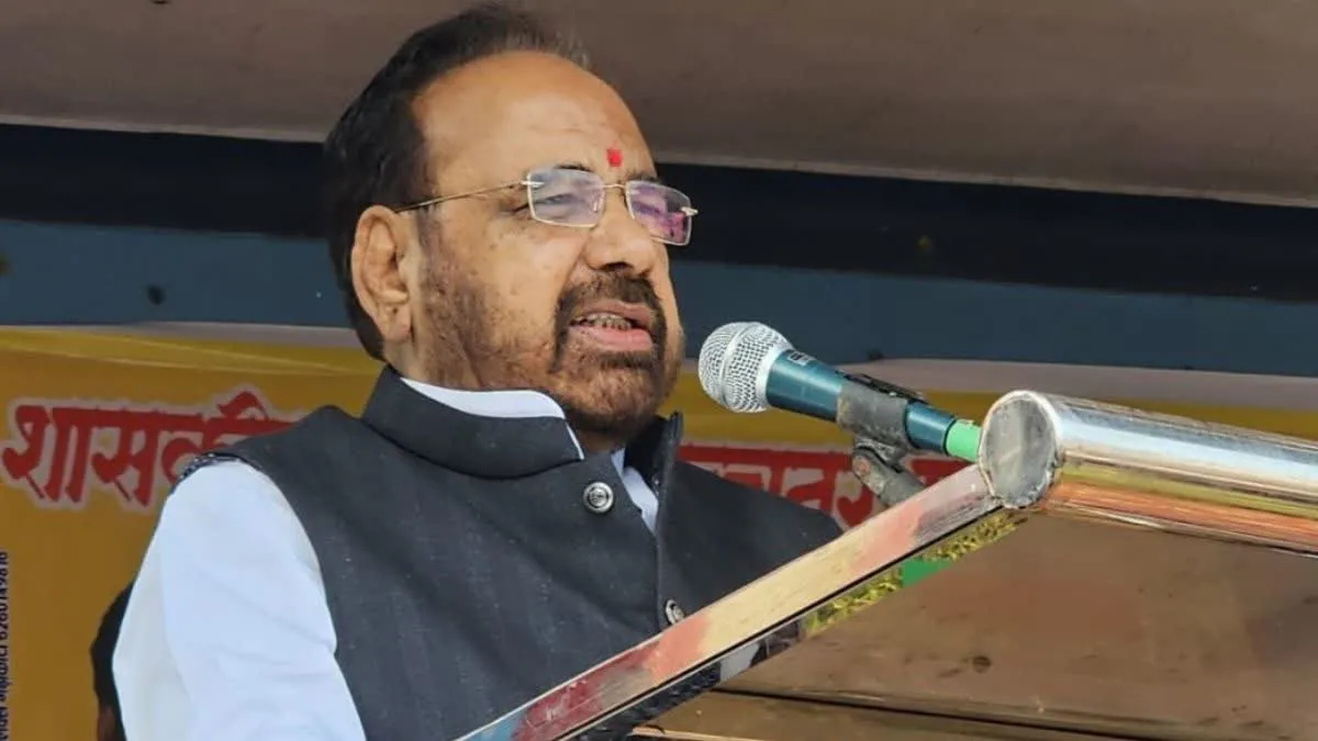 पार्टी लाइन से हटकर बयान दे रहे गोपाल भार्गव, ओरंगजेब की कब्र मुद्दे पर क्या बोल गए?