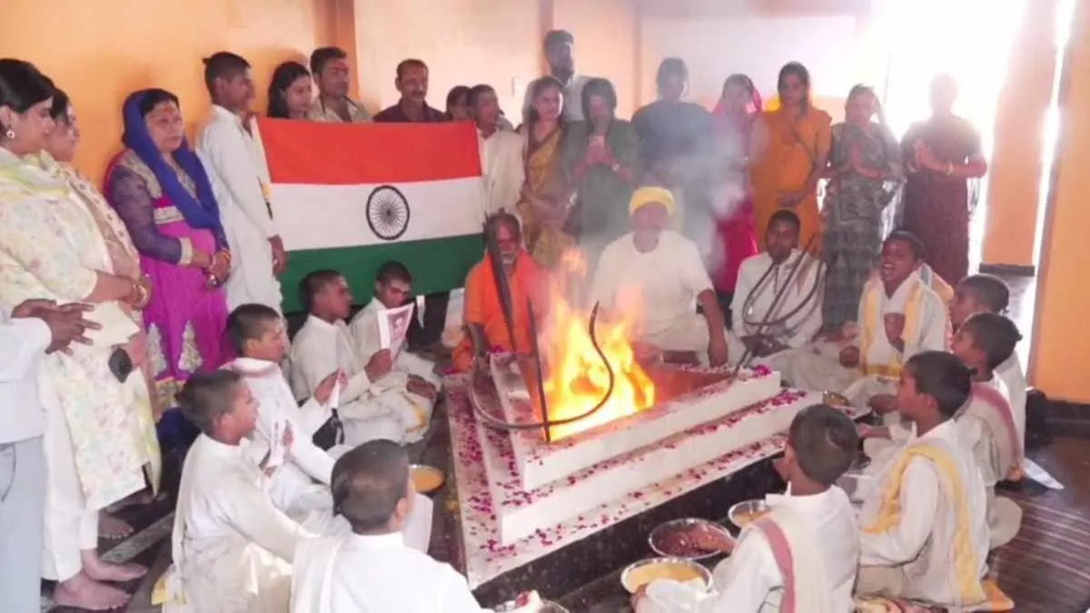टीम इंडिया की जीत के लिए उज्जैन में विशेष यज्ञ, बगलामुखी मंदिर में मिर्ची का हवन 