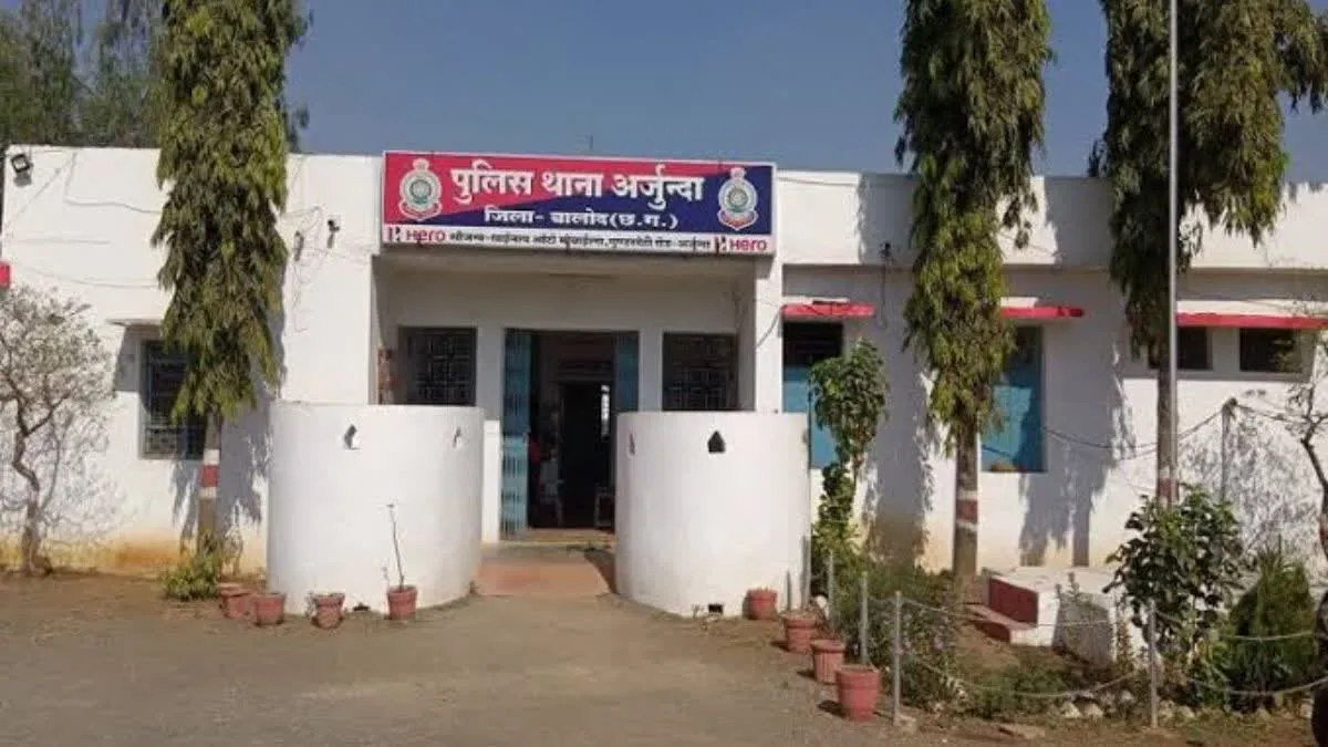 रफ्तार का शौक पड़ा भारी, तीन दोस्तों की हुई एक साथ मौत 