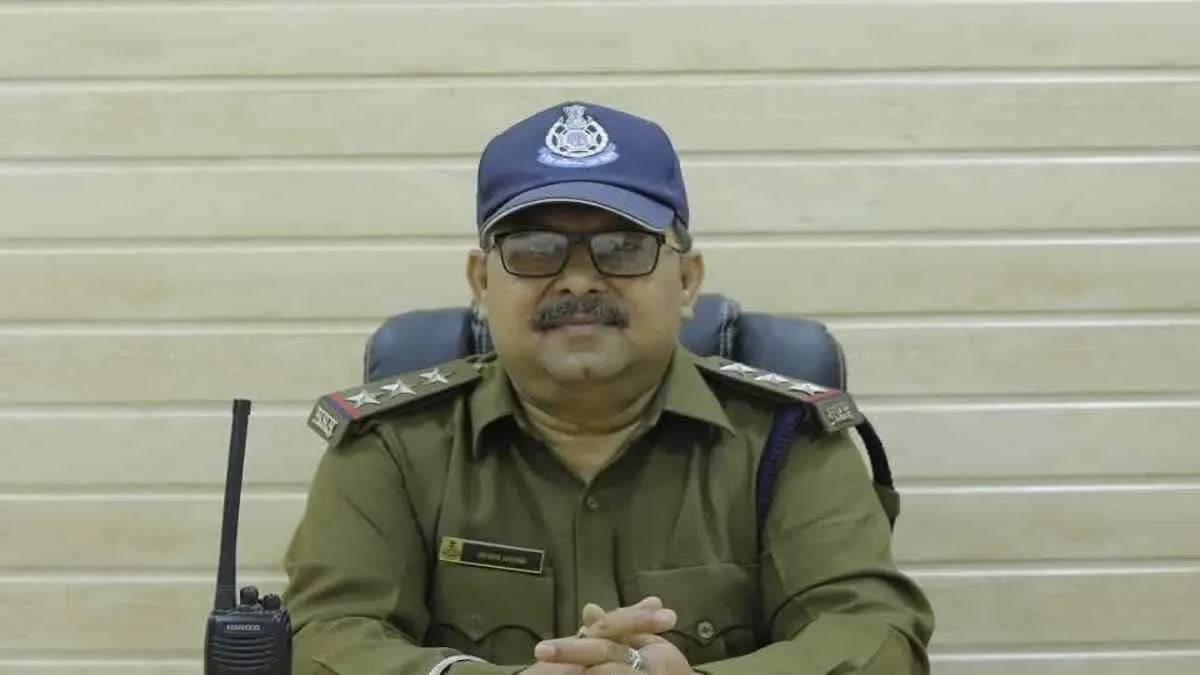 होली ड्यूटी पर तैनात इंस्पेक्टर को आया हार्ट अटैक, लाख प्रयास के बाद भी नहीं बची जान