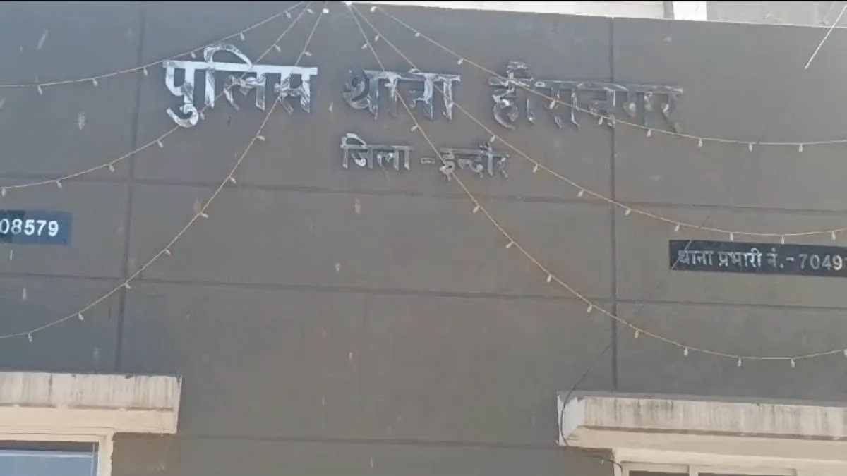 पूर्व क्रिकेटर नरेंद्र हिरवानी के घर लाखों की चोरी, कपिल देव से मिला गिफ्ट भी ले उड़े