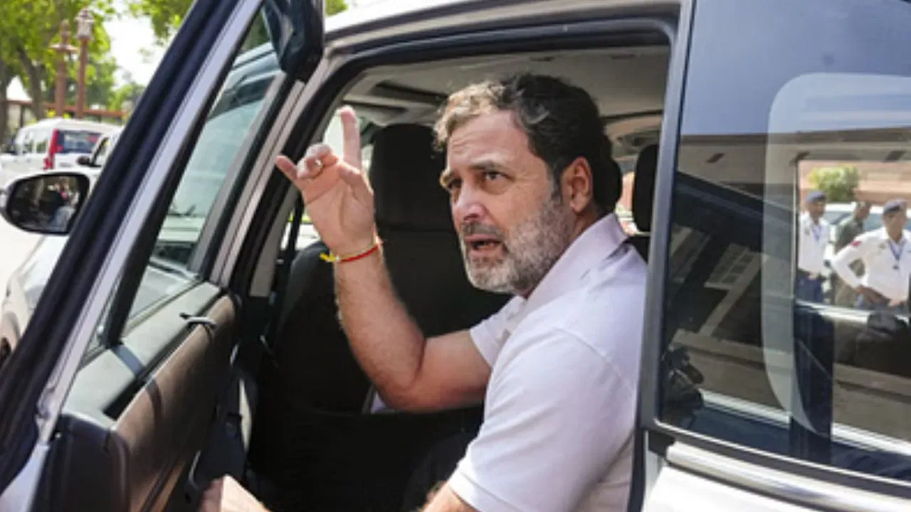 मुझे बोलने नहीं दिया जा रहा, ये नया तरीका है… राहुल गांधी का लोकसभा स्पीकर पर बड़ा आरोप