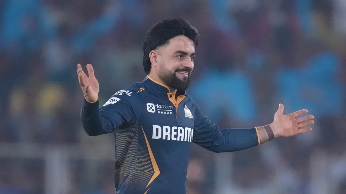 राशिद खान के साथ IPL में पहली बार हुआ ऐसा, चार ओवर का कोटा भी नहीं कर पाए पूरा