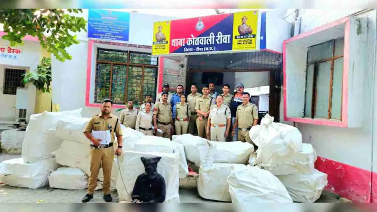  नौकर ने ही कर दिया कांड, 13 लाख के अंडर गारमेंट चोरी, 100 CCTV फुटेज खंगालकर उठा राज से पर्दा