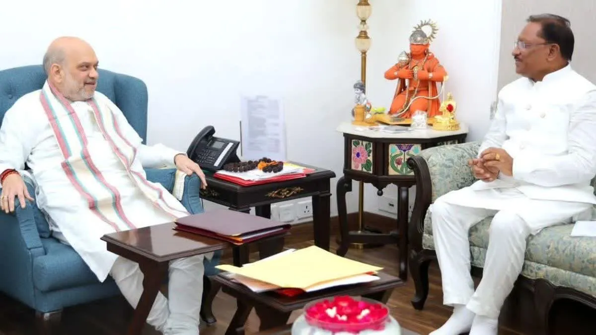 विष्णुदेव साय ने अमित शाह से की मुलाकात, नक्सलियों के पुनर्वास और नई आत्मसमर्पण नीति पर हुई चर्चा