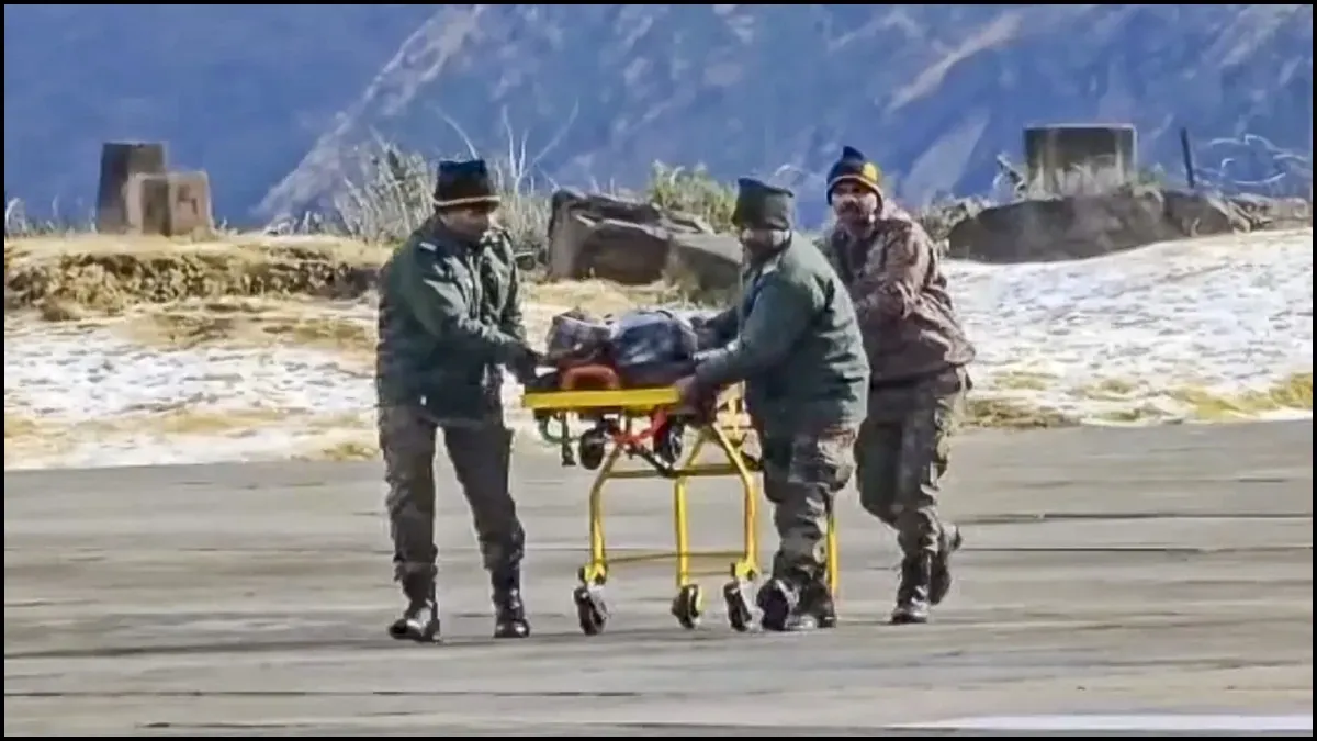 चमोली हादसा: बर्फ से 14 और मजदूर बाहर निकले, 55 में से 47 मजदूरों का रेस्क्यू, 8 अभी भी फंसे