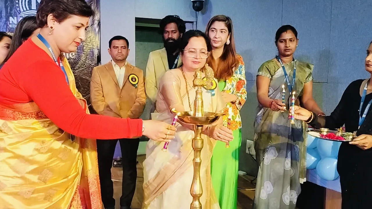 नारायण ई-टेक्नो स्कूल में मास्टर ओरेटर प्रतियोगिता सीज़न 5 का समापन