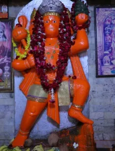 हनुमान जन्मोत्सव 2025: बजरंगबली को लगाएं ये खास भोग, मिलेगी अपार कृपा और संकटों से मुक्ति