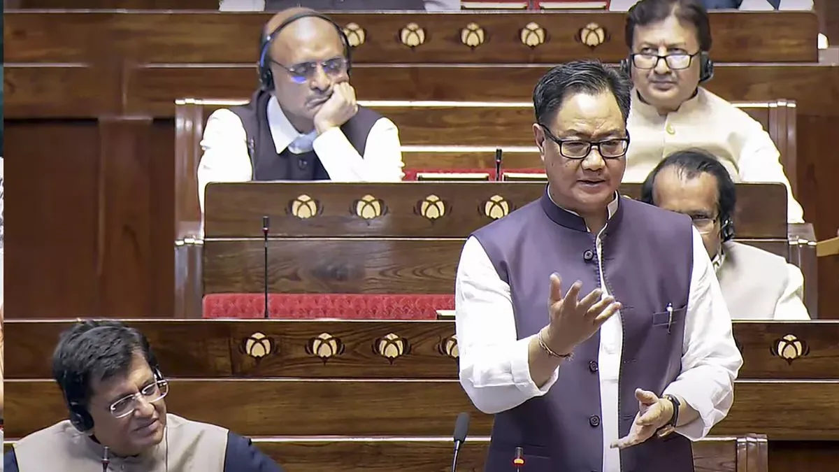 वक्फ बिल पर राज्यसभा में चर्चा जारी:किरेन रिजिजू बोले- वक्फ में गैर-मुस्लिमों का दखल नहीं होगा
