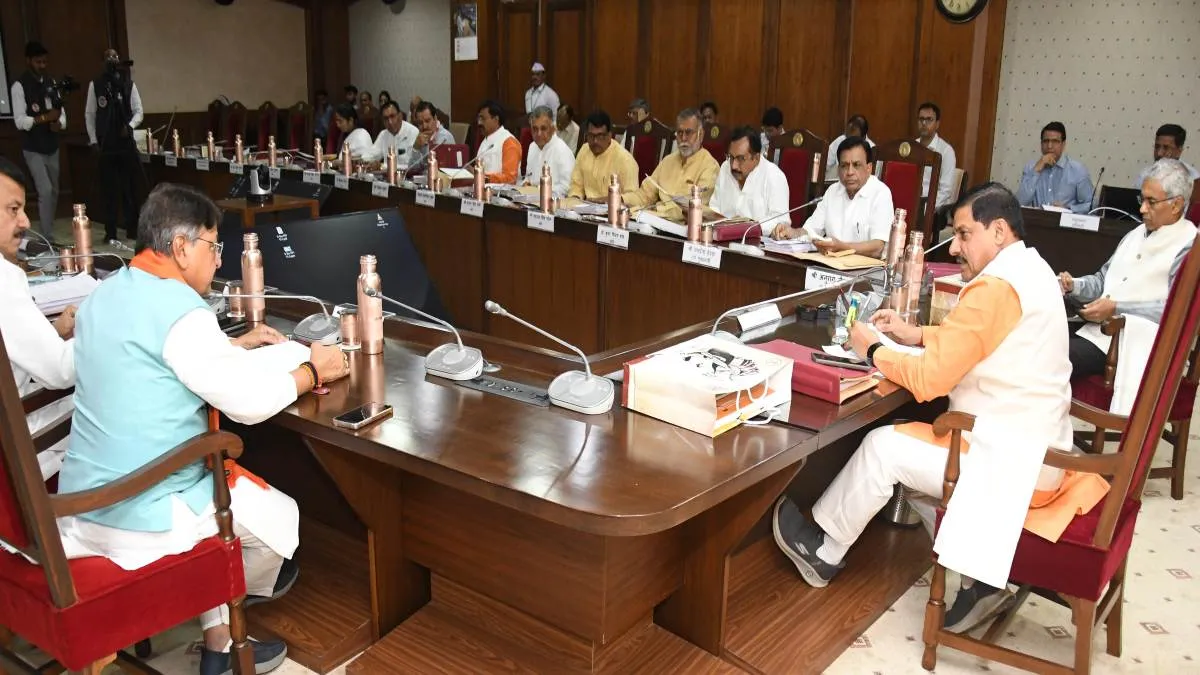 मोहन कैबिनेट : सीएम राइज स्कूल अब सांदीपनि विद्यालय कहलाएंगे, इंदौर में आईटी समिट