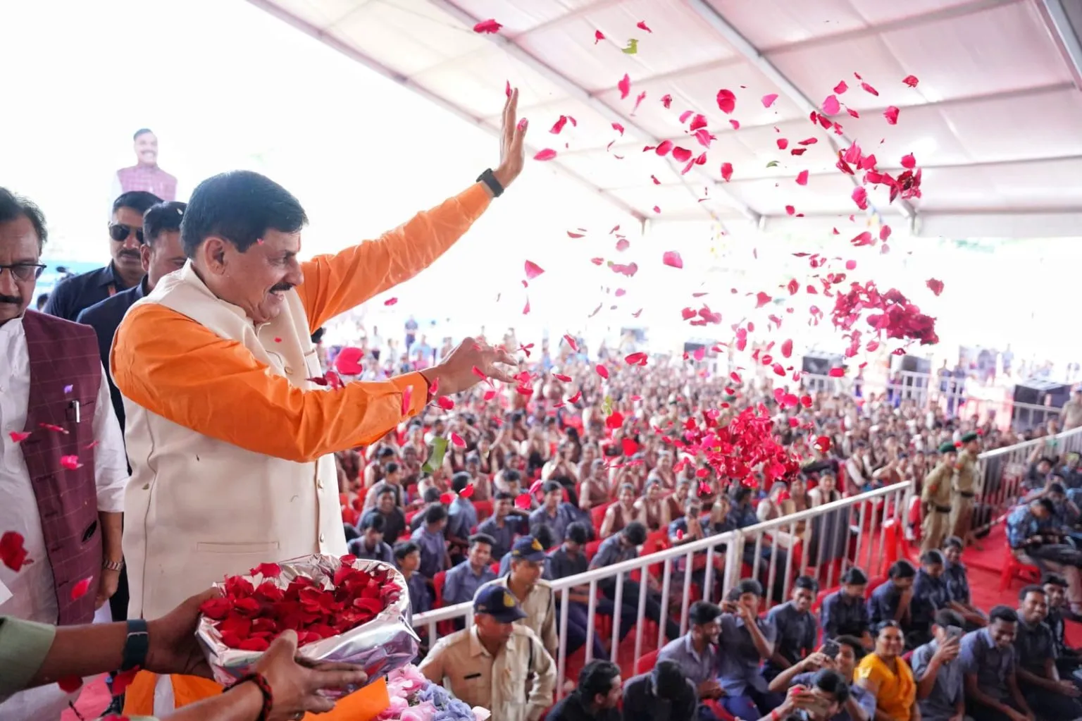 ‘स्कूल चलें हम’ अभियान 2025: सीएम राइज नहीं अब सांदीपनि स्कूल, CM डॉ मोहन यादव ने बदला नाम, शराबबंदी पर जानें क्या कहा ? 