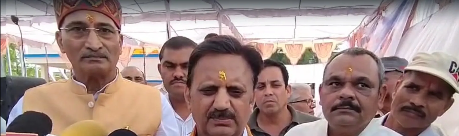 रीवा: स्वास्थ्य मंत्री राजेंद्र शुक्ल का बयान—“कोरोना से डरने की जरूरत नहीं, स्वास्थ्य अमला सतर्क और तैयार”