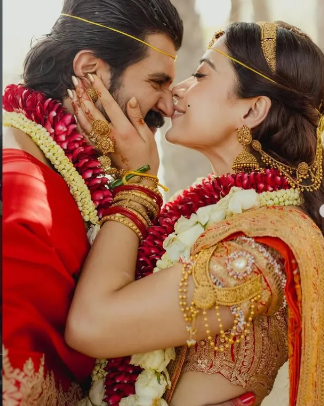 उदयपुर में शादी के बंधन में बंधे रश्मिका मंदाना और विजय देवरकोंडा