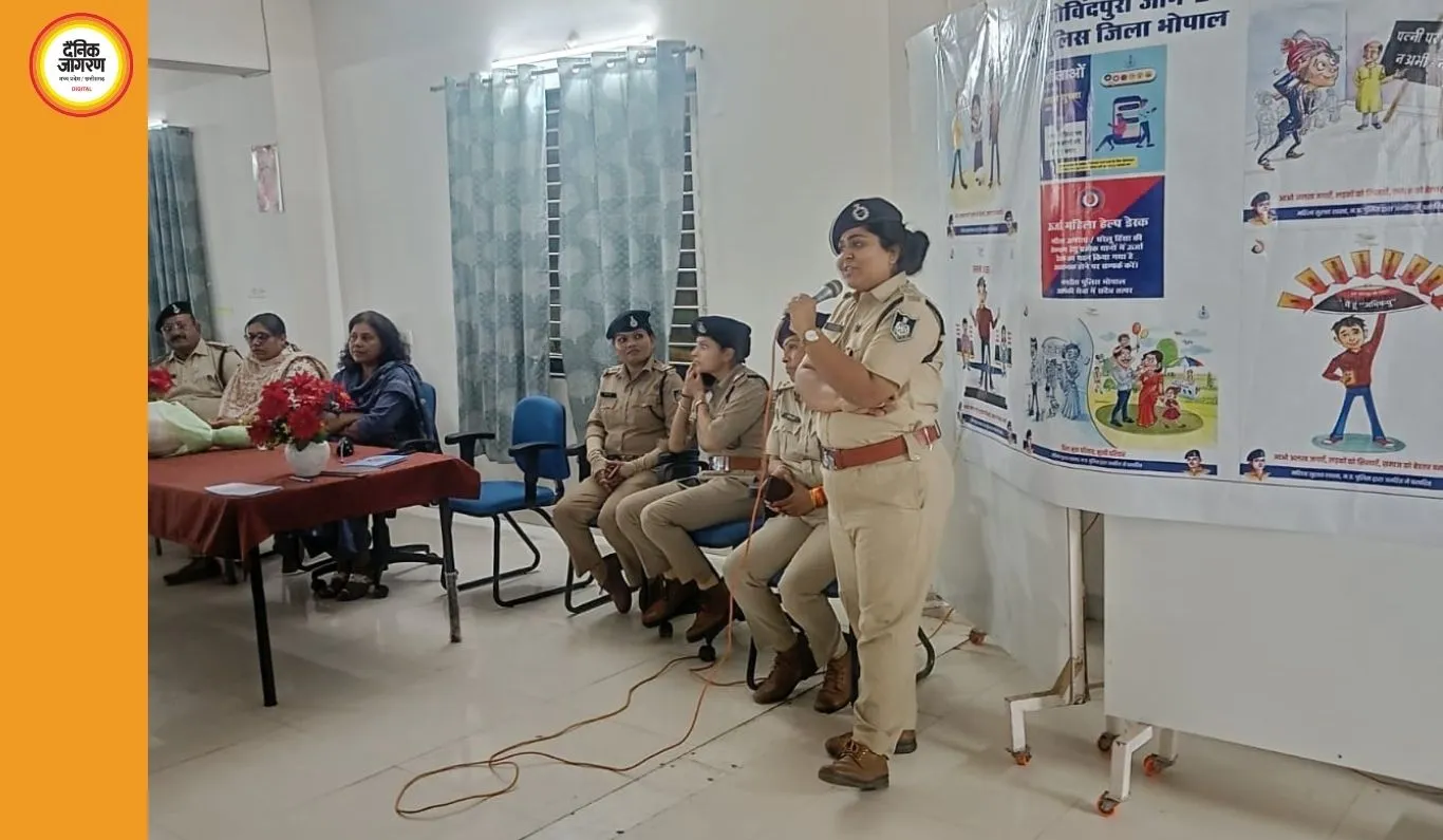 “थाना गोविंदपुरा में महिला जागरूकता सम्मेलन: कानूनी शिक्षा और आत्मरक्षा पर जोर”