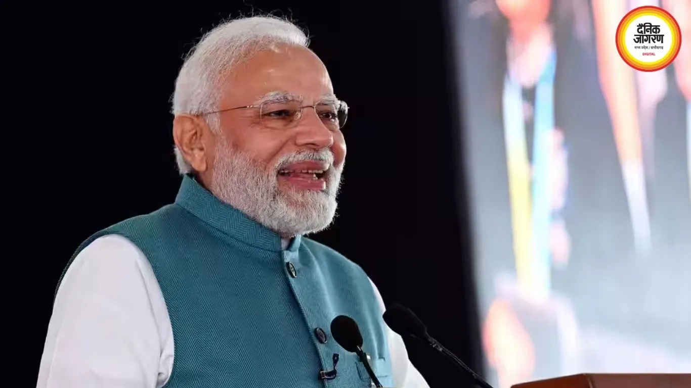उज्बेक छात्रों ने PM मोदी की कविताएं सुनाईं, बोले- ‘मेरे मन के भाव हूबहू व्यक्त हुए’