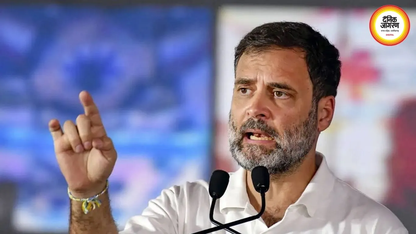 खड़गे के हल्द्वानी मंच के ‘शुद्धिकरण’ पर राहुल गांधी का हमला, पीएम मोदी से FIR की मांग