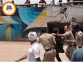 रीवा में वकील से पुलिस की मारपीट का VIDEO वायरल, सड़क पर घसीटकर थाने ले जाने के आरोप