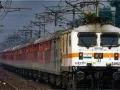 छुट्टियों से पहले ट्रेनों में सीटों की मारामारी, वेटिंग बढ़ी