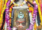 Video : महाकाल मंदिर में आज की भस्म आरती, बिल्व पत्र से सजे बाबा