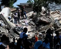 Colombia Earthquake: 7.4 तीव्रता के भूकंप से कोलंबिया में तबाही, कम से कम 111 मौतें; मलबे में जिंदगी की तलाश जारी