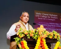 एमसीएम डीएवी कॉलेज से गूंजा 'नो नशा नेशन' का संदेश, सैकड़ों विद्यार्थियों ने ली नशामुक्ति की शपथ