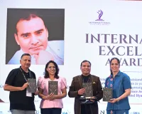 डॉ.अवनीश राही की ‘मैं भूख हूँ’ ने रचा नया साहित्यिक अध्याय, साइना नेहवाल के हाथों हुआ भव्य लोकार्पण