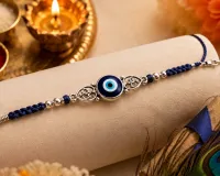 पहनने वाली राखियों का बढ़ा ट्रेंड: 925 सिल्वर, Evil Eye और ब्रेसलेट डिजाइन युवाओं की पहली पसंद