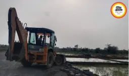 रायपुर में निगम का बुलडोजर एक्शन तेज, पंडरी में अवैध कब्जे हटे; बोरियाखुर्द की 5 एकड़ अवैध प्लाटिंग पर कार्रवाई