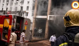 रायपुर के मेकाहारा अस्पताल में आग, इमरजेंसी वार्ड से मरीजों को ICU में किया शिफ्ट