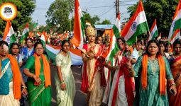 बिलासपुर में महिलाओं की तिरंगा यात्रा, 300 फीट ध्वज के साथ निकला मार्च