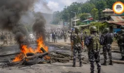 मणिपुर के सेनापति में फिर भड़की हिंसा, CRPF जवान घायल; कई घरों में आगजनी