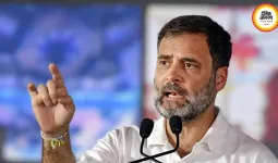 खड़गे के हल्द्वानी मंच के ‘शुद्धिकरण’ पर राहुल गांधी का हमला, पीएम मोदी से FIR की मांग