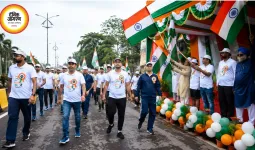 रायपुर में तिरंगे के साथ दौड़े लोग, स्वतंत्रता दौड़ में उमड़ा उत्साह