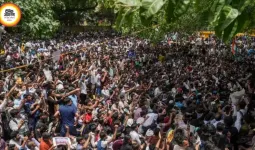 जंतर-मंतर मारपीट मामले में CJP का थाने तक मार्च, निउशु आजाद के पिता के लिए कार्रवाई की मांग