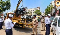 रायपुर में ट्रैफिक पुलिस की कार्रवाई, नो-एंट्री में दौड़ रहे 7 भारी वाहन पकड़े गए