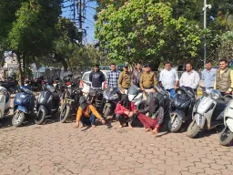 BHOPAL : वाहन चोरी गैंग का भंडाफोड़ - MAMS मॉडल से पकड़े गए तीन शातिर, 13 दोपहिया वाहन बरामद