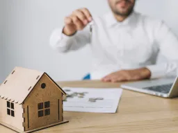 होम लोन चुकाना होगा आसान: जानिए वह तरीका जिससे 50 लाख के लोन पर बचेंगे 12–18 लाख रुपए