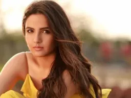 शादी की चर्चाओं पर जैस्मीन भसीन का करारा जवाब, बोलीं- यह हमारी निजी जिंदगी है