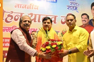 मुख्यमंत्री के जन्मदिन पर भोजपाल महोत्सव मेला समिति ने किया सेवा कार्य