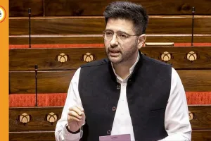 AAP ने राघव चड्ढा को राज्यसभा उपनेता पद से हटाया, अशोक मित्तल को सौंपी जिम्मेदारी