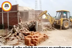 जबलपुर में अवैध कॉलोनी पर चला बुलडोजर, सड़क-नाली तोड़ी गई