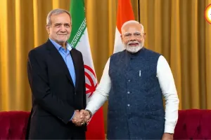 SCO समिट में पीएम मोदी और ईरान के राष्ट्रपति पेजेश्कियन की मुलाकात, पश्चिम एशिया संकट और द्विपक्षीय रिश्तों पर हुई बात
