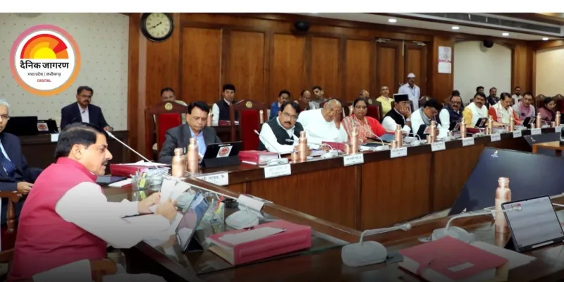 कैबिनेट के बड़े ऐलान: पंचमढ़ी पर नई व्यवस्था, OBC युवाओं को विदेश में रोजगार, विकास योजनाओं को आर्थिक मंजूरी