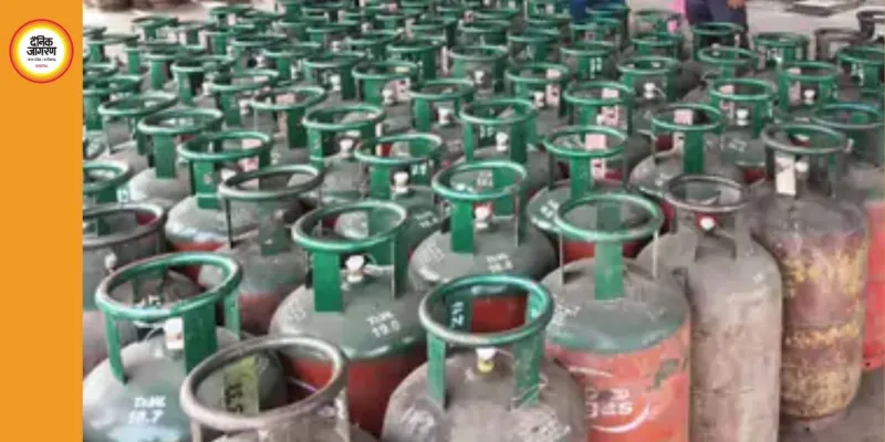 दुर्ग में गैस कंपनी पर छापा, 599 सिलेंडर और LPG जब्त