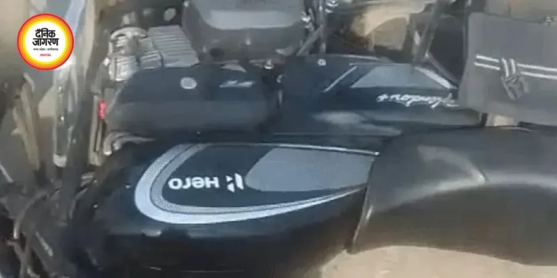 रीवा में तेज रफ्तार बाइक और ई-रिक्शा की भीषण टक्कर, महिला और युवक गंभीर घायल